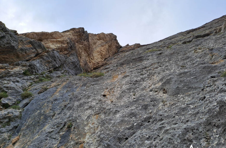 Via Micheluzzi e diedro Buhl – Piz Ciavazes, Sella